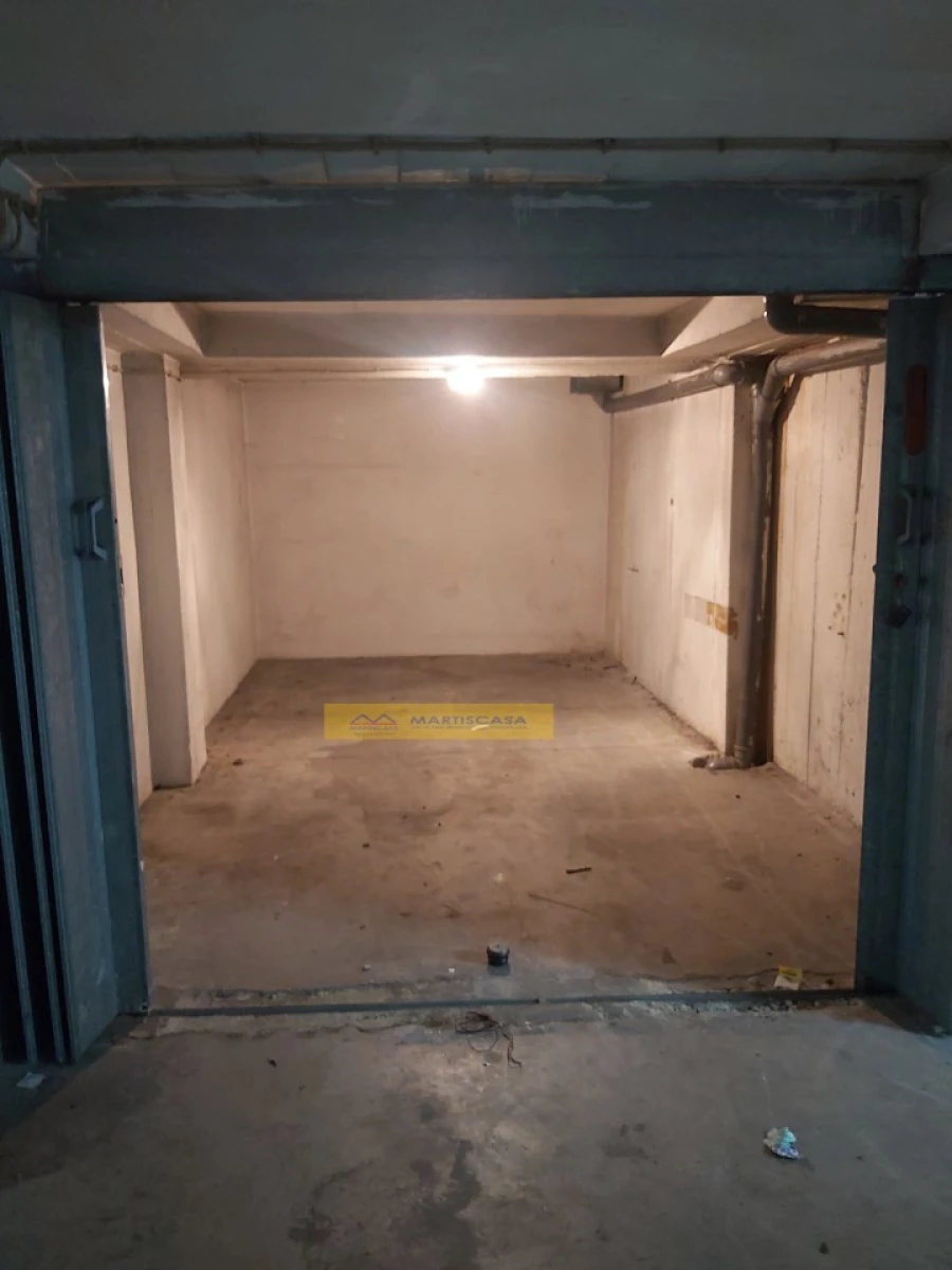 Garagem para Arrendamento em Algueirão-Mem Martins Foto 2