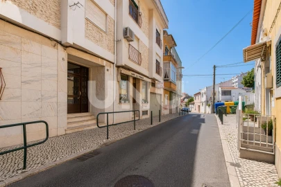 Apartamento T2 para Venda em Alverca do Ribatejo e Sobralinho