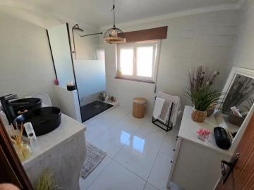 Moradia T4 para Venda em Vieira de Leiria