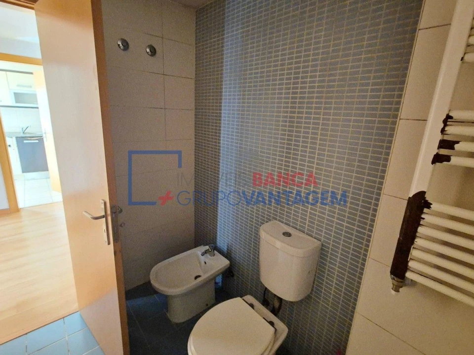 Apartamento T2 para Venda em Rio de Mouro Foto 20
