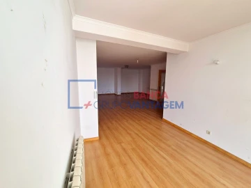 Apartamento T2 para Venda em Rio de Mouro