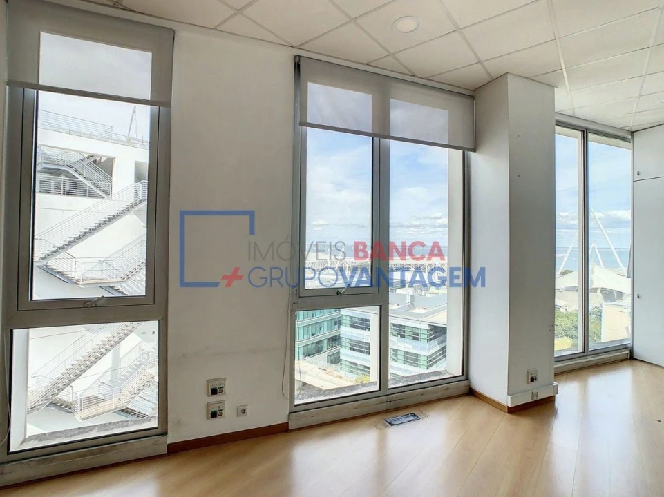 Escritório para Arrendamento em Parque das Nações Foto 12