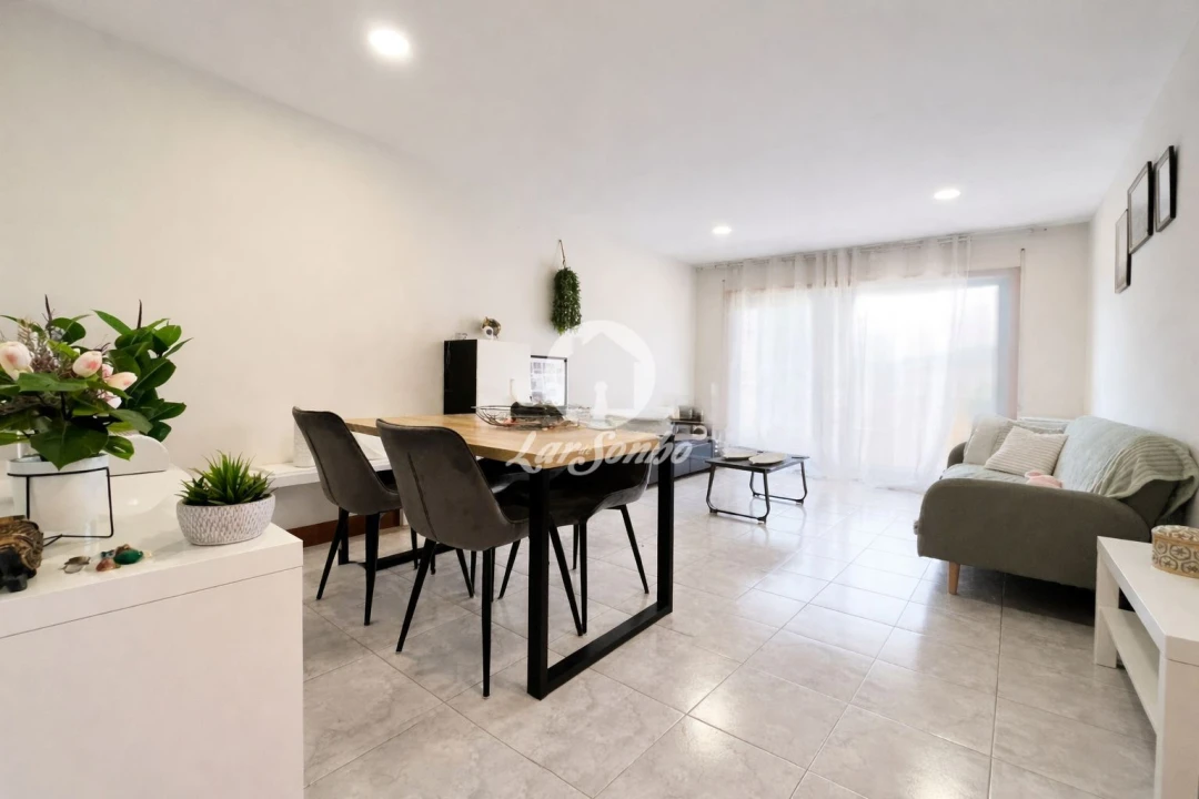 Apartamento T2 para Venda em Arcozelo Foto 6