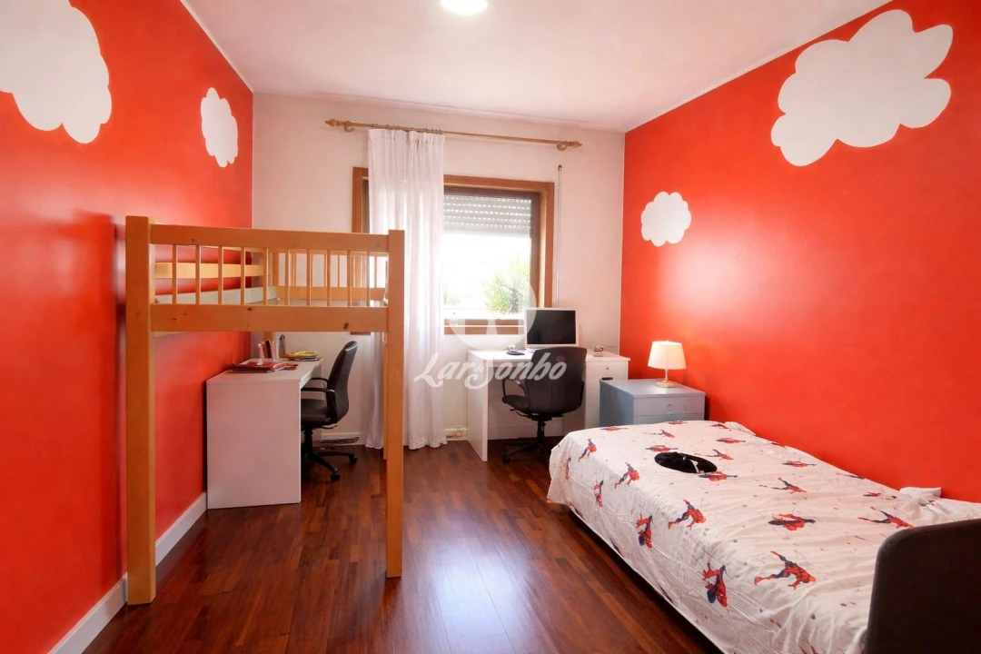 Apartamento T2 para Venda em Arcozelo Foto 16