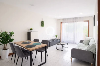 Apartamento T2 para Venda em Arcozelo