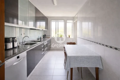 Apartamento T2 para Venda em Arcozelo