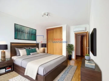 Apartamento T4 para Venda em Santa Maria e São Miguel, São Martinho, São Pedro Penaferrim