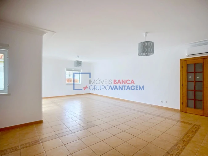 Apartamento T4 para Venda em Santa Maria e São Miguel, São Martinho, São Pedro Penaferrim Foto 6