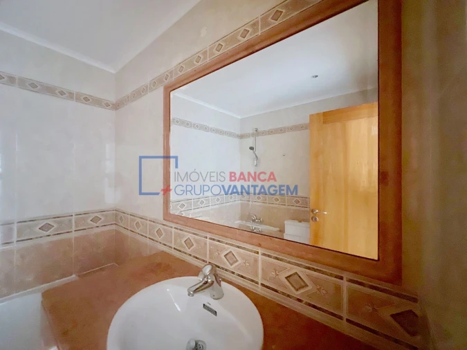 Apartamento T4 para Venda em Santa Maria e São Miguel, São Martinho, São Pedro Penaferrim Foto 11