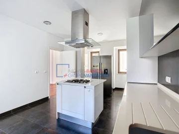 Apartamento T4 para Venda em Avenidas Novas