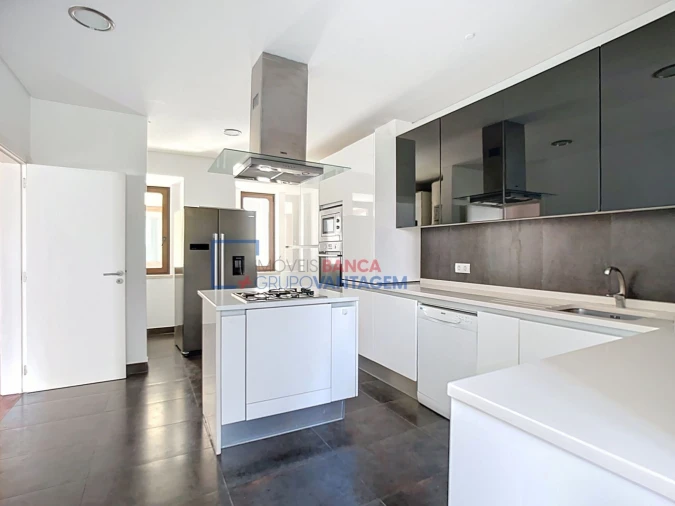 Apartamento T4 para Venda em Avenidas Novas Foto 20