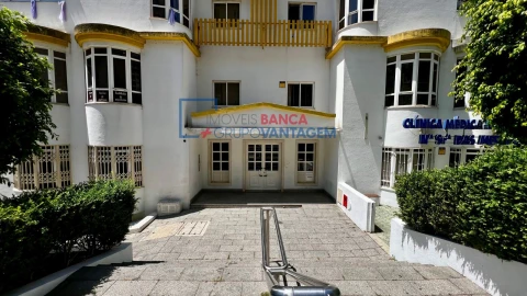 Apartamento T3 para Venda em Algueirão-Mem Martins
