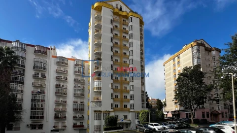 Apartamento T3 para Venda em Algueirão-Mem Martins