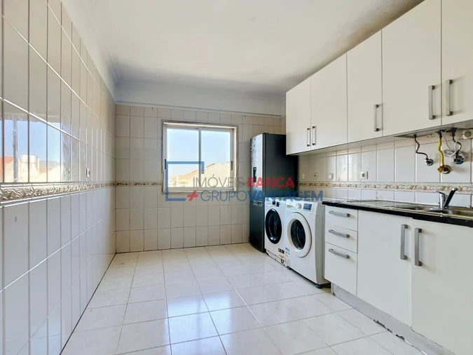 Apartamento T3 para Venda em Algueirão-Mem Martins Foto 23