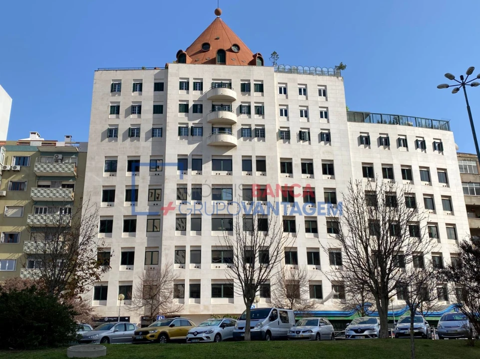 Escritório para Arrendamento em São Domingos de Benfica Foto 17