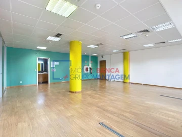 Escritório para Arrendamento em São Domingos de Benfica