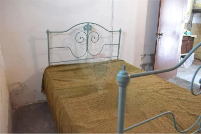 Moradia T1 para Venda em Benavila e Valongo