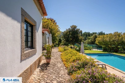 Quinta T4 para Venda em Couto