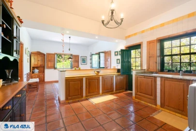 Quinta T4 para Venda em Couto