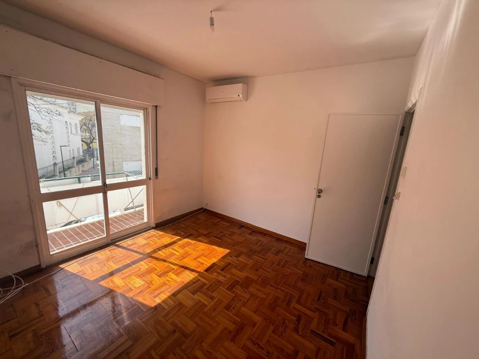 Apartamento T4 para Arrendamento em Faro (Sé e São Pedro) Foto 7