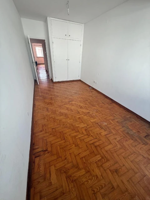 Apartamento T4 para Arrendamento em Faro (Sé e São Pedro)