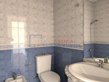 Apartamento T2 para Venda em Carnaxide e Queijas