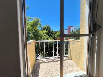 Apartamento T2 para Venda em Carnaxide e Queijas