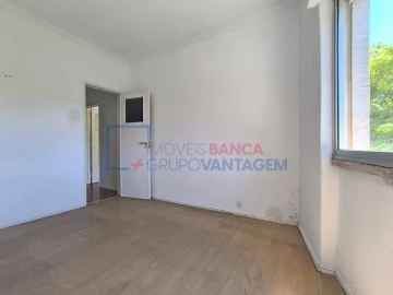 Apartamento T2 para Venda em Carnaxide e Queijas