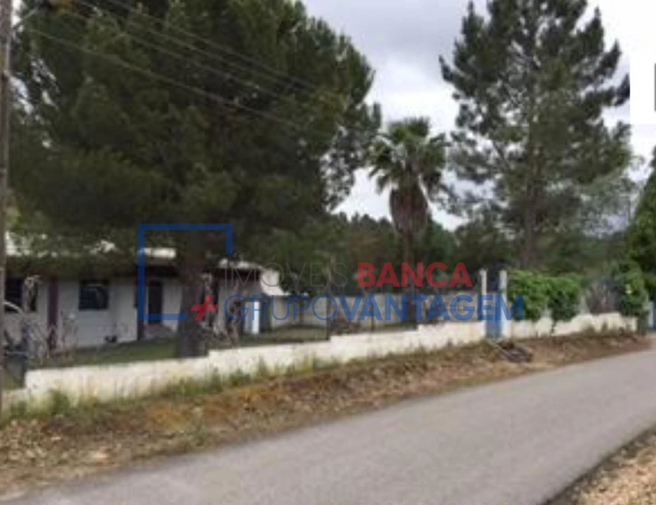 Armazém para Venda em Bemposta Foto 3