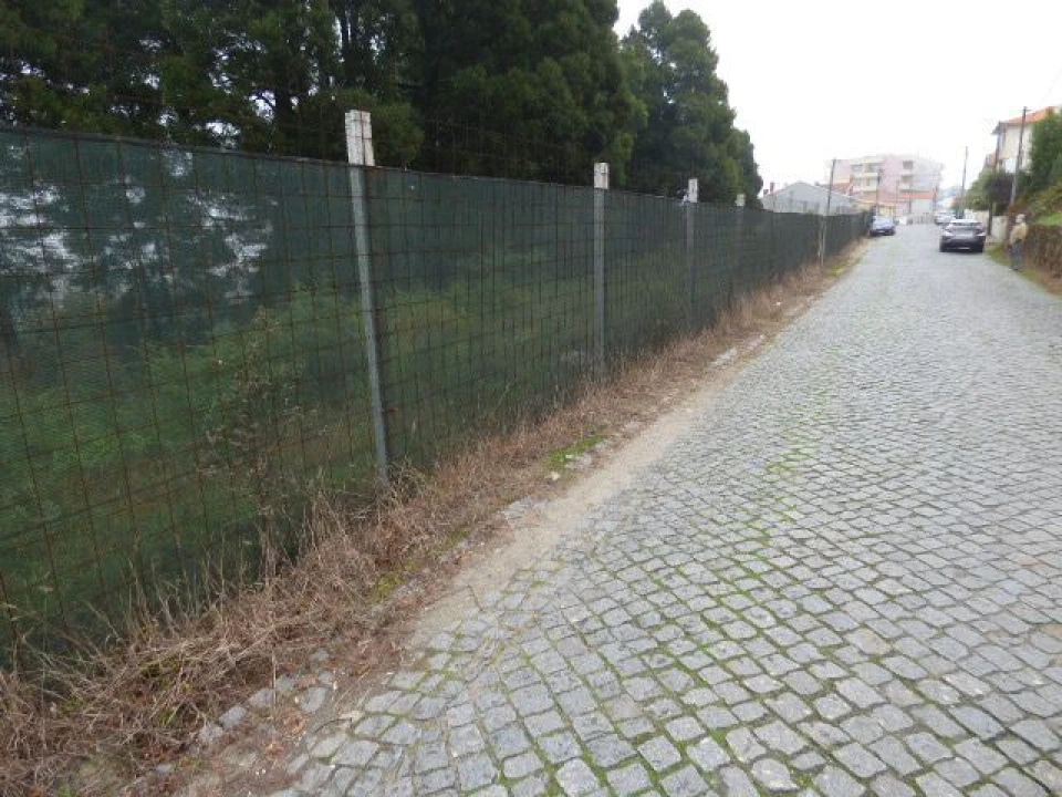 Terreno Misto para Venda em Oliveira do Douro Foto 2
