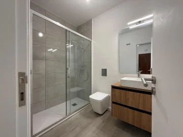 Apartamento T3 para Arrendamento em Venteira