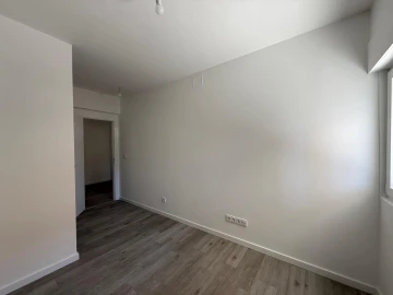 Apartamento T3 para Arrendamento em Venteira