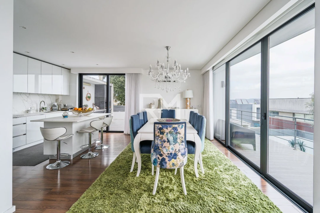 Moradia T3 para Venda em Valongo Foto 2