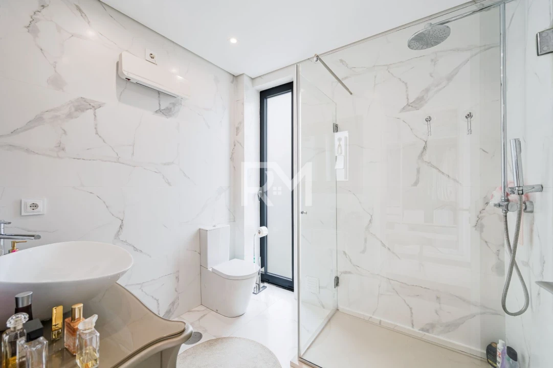 Moradia T3 para Venda em Valongo Foto 14