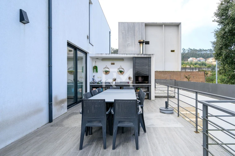 Moradia T3 para Venda em Valongo Foto 4