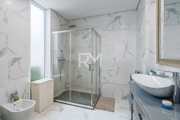 Moradia T3 para Venda em Valongo Foto 17