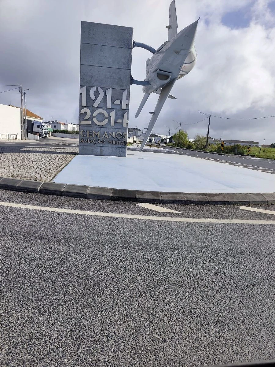 Apartamento T2 para Venda em Vila Nova da Rainha Foto 25