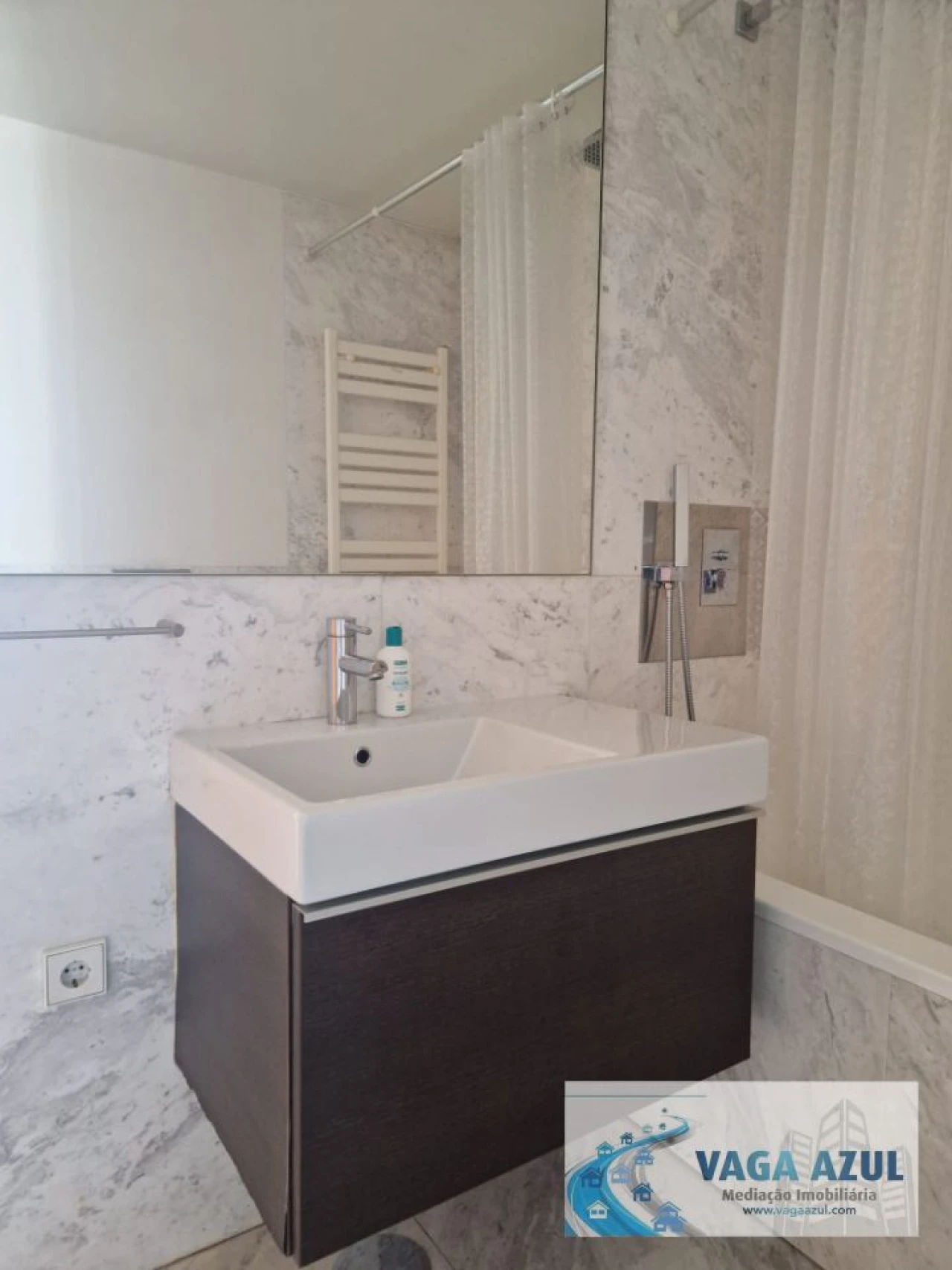 Apartamento T2 para Arrendamento em Lordelo do Ouro e Massarelos Foto 12