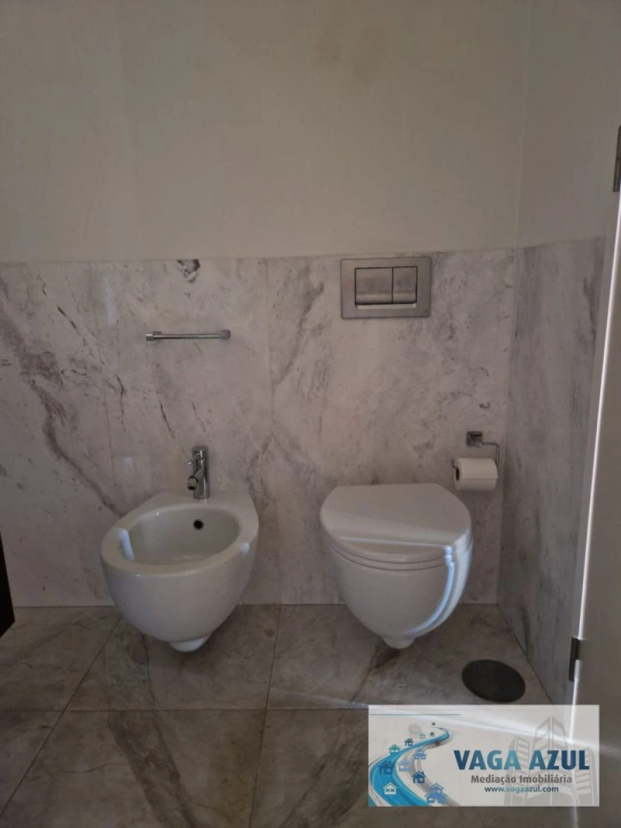 Apartamento T2 para Arrendamento em Lordelo do Ouro e Massarelos Foto 9