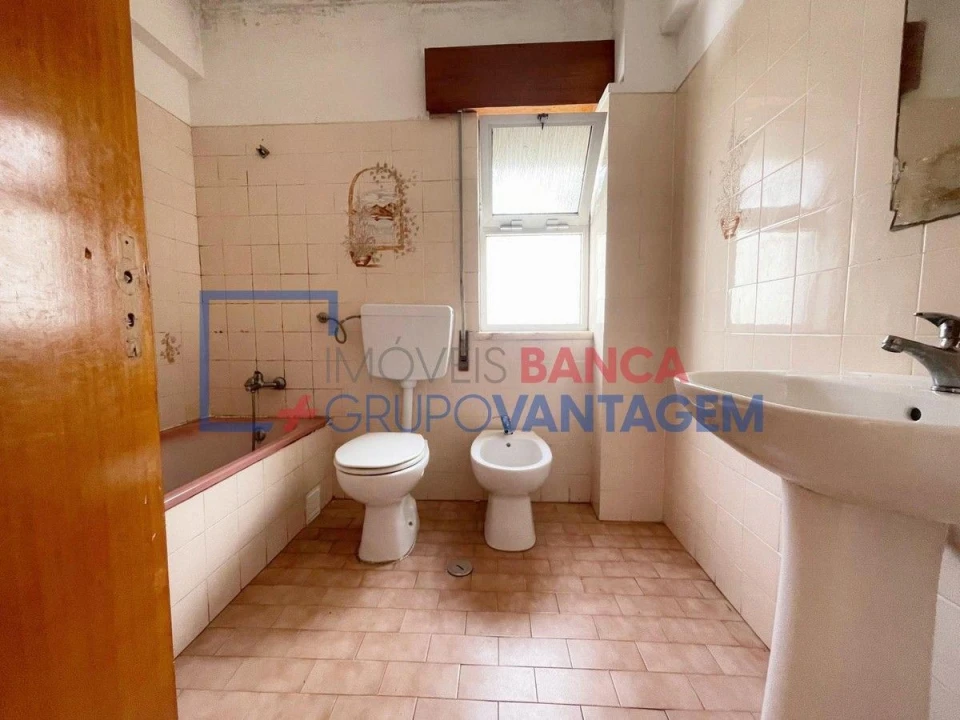 Apartamento T2 para Venda em Algueirão-Mem Martins Foto 18