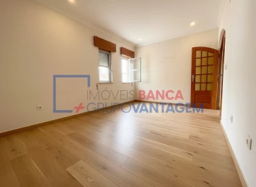 Apartamento T2 para Venda em Algueirão-Mem Martins