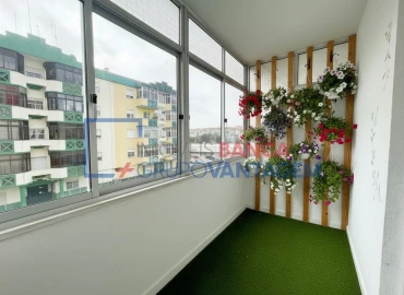 Apartamento T2 para Venda em Algueirão-Mem Martins