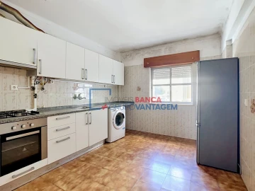 Apartamento T2 para Venda em Algueirão-Mem Martins