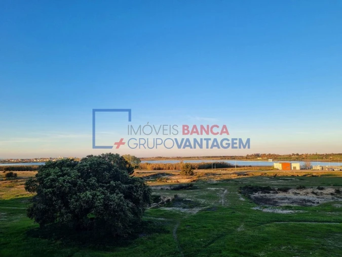 Apartamento T3 para Venda em Alhos Vedros Foto 19