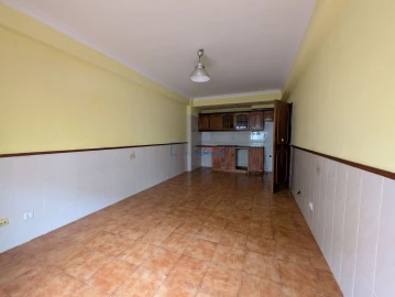 Apartamento T1 para Venda em Queluz e Belas