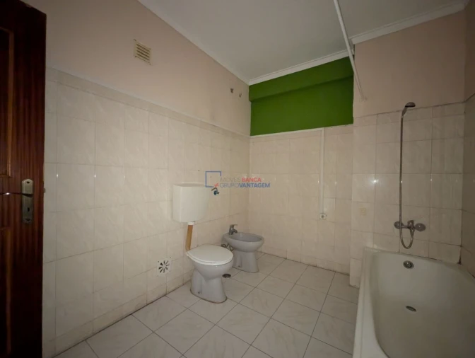 Apartamento T1 para Venda em Queluz e Belas Foto 8