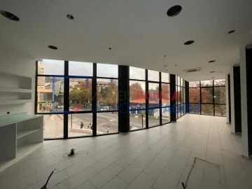 Loja para Venda em Sé e São Lourenço