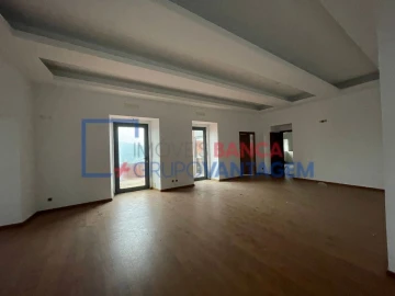 Prédio para Venda em Sé e São Lourenço