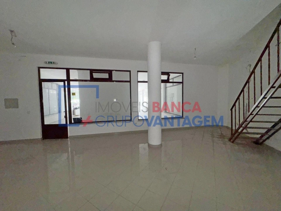 Loja para Venda em Santiago do Cacém, Santa Cruz e São Bartolomeu da Serra Foto 14