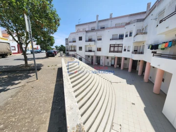 Loja para Venda em Santiago do Cacém, Santa Cruz e São Bartolomeu da Serra